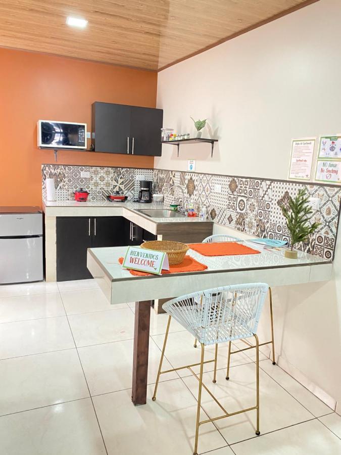 Pura Vida Apartment. 5 Min From Airport Alajuela Exteriör bild