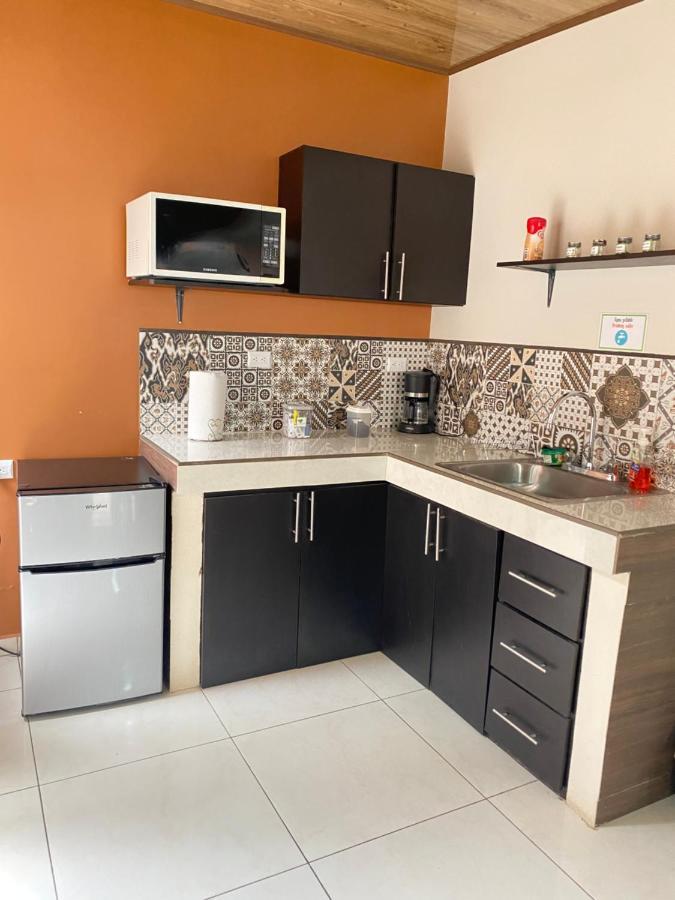 Pura Vida Apartment. 5 Min From Airport Alajuela Exteriör bild